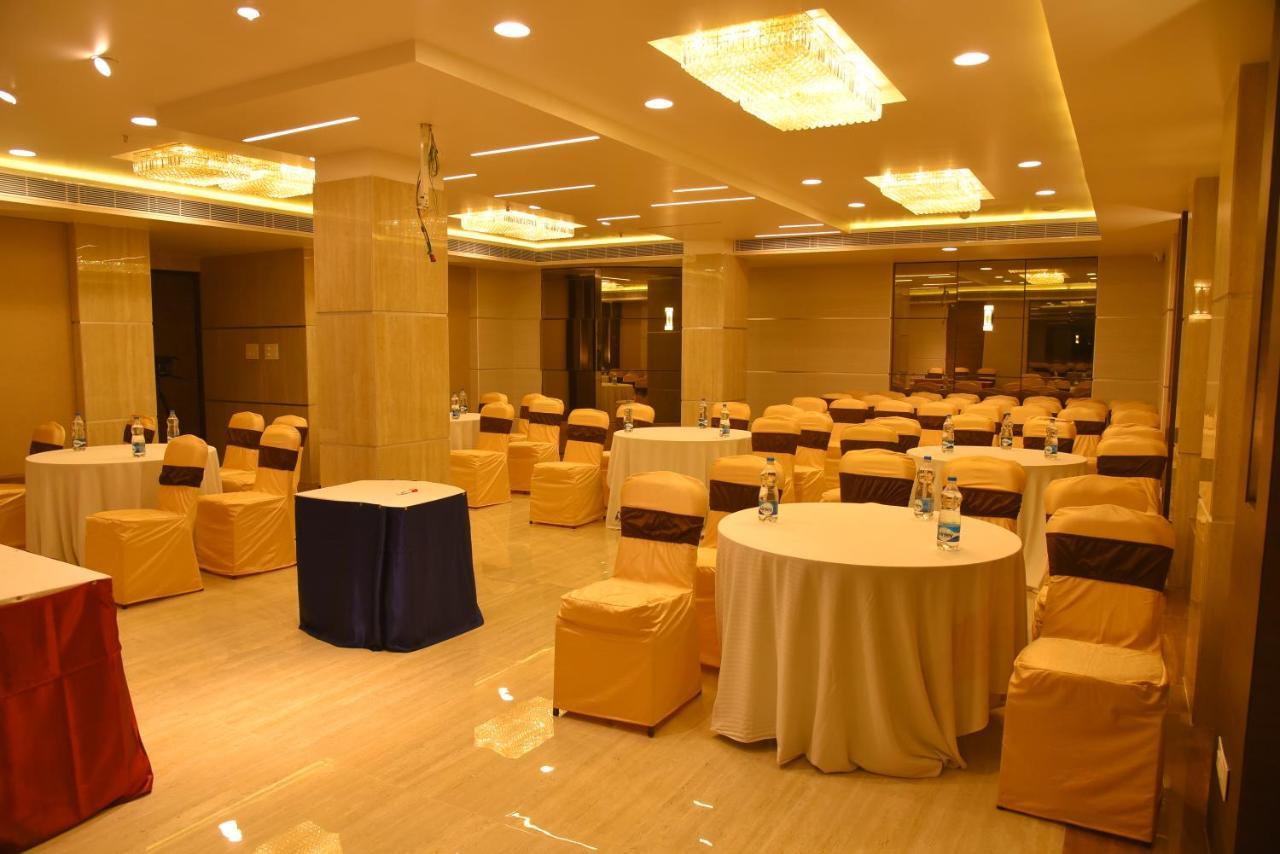 Zip By Spree Hotels Surabi International Vellore Buitenkant foto