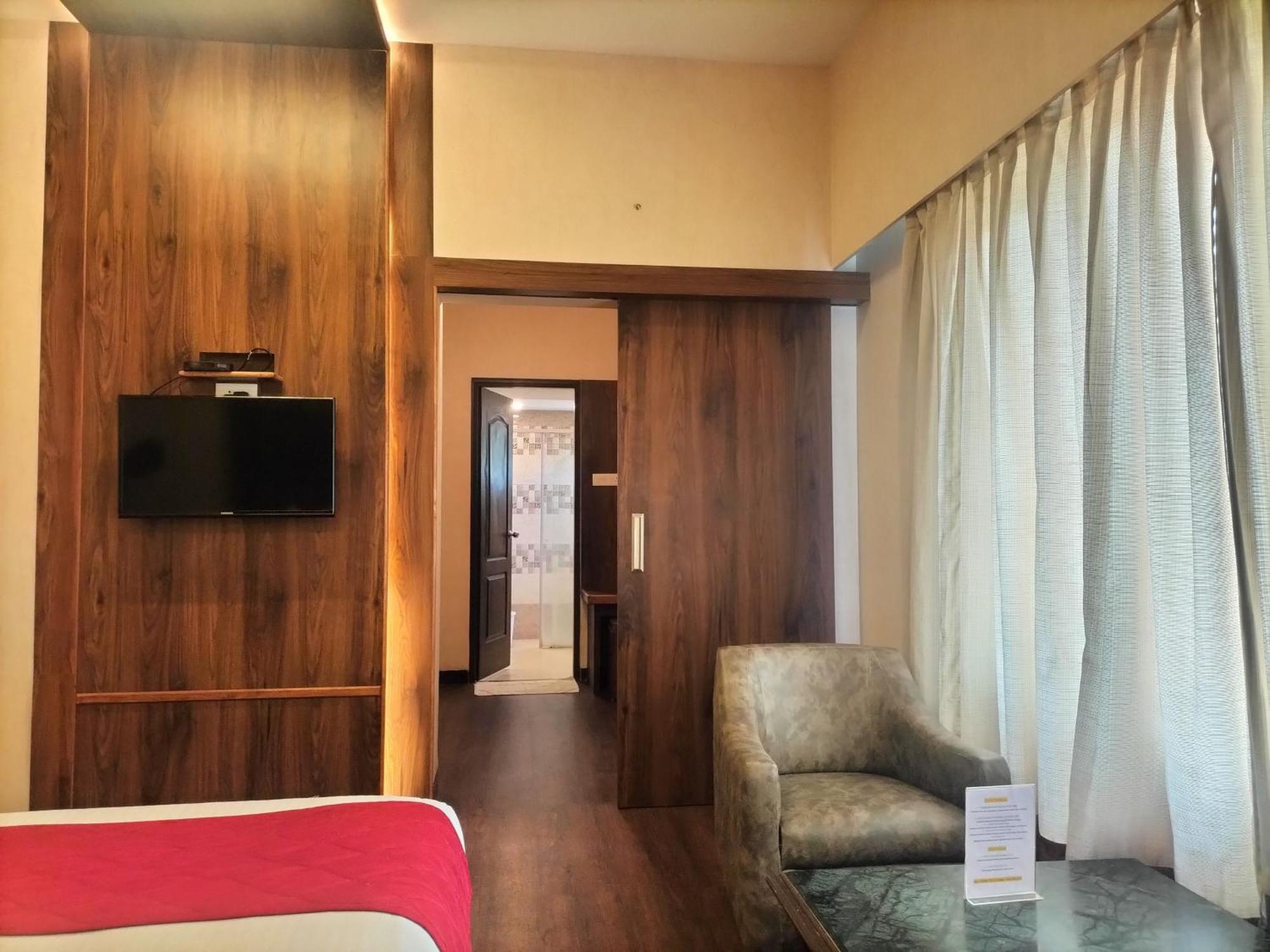 Zip By Spree Hotels Surabi International Vellore Buitenkant foto