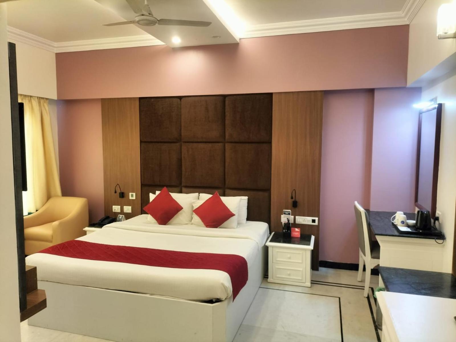 Zip By Spree Hotels Surabi International Vellore Buitenkant foto