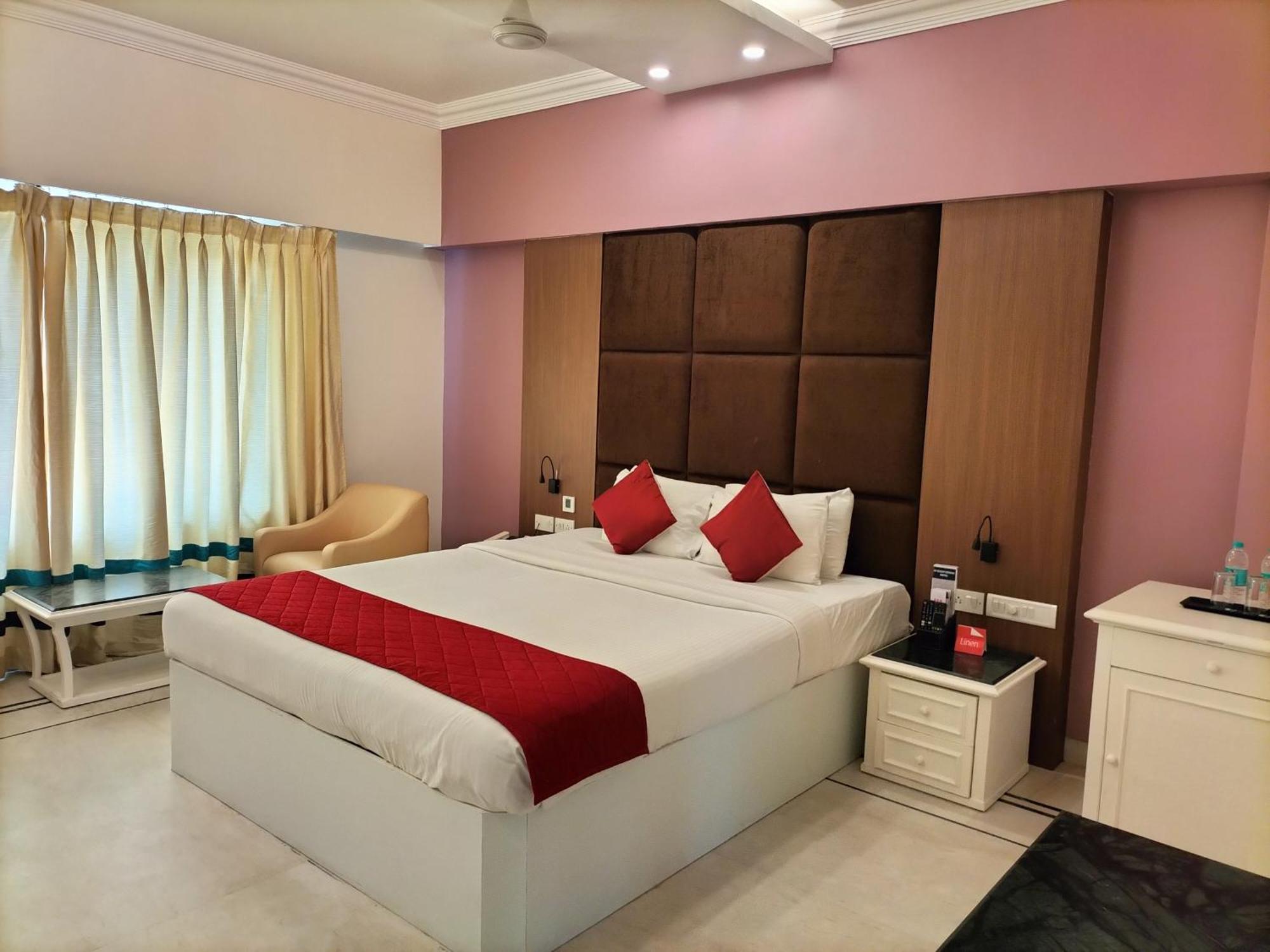 Zip By Spree Hotels Surabi International Vellore Buitenkant foto