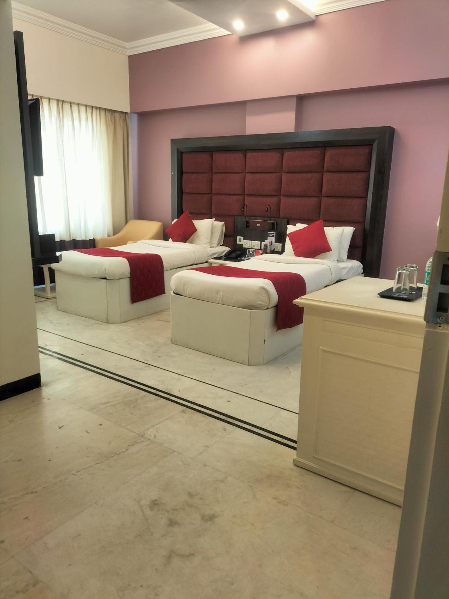 Zip By Spree Hotels Surabi International Vellore Buitenkant foto