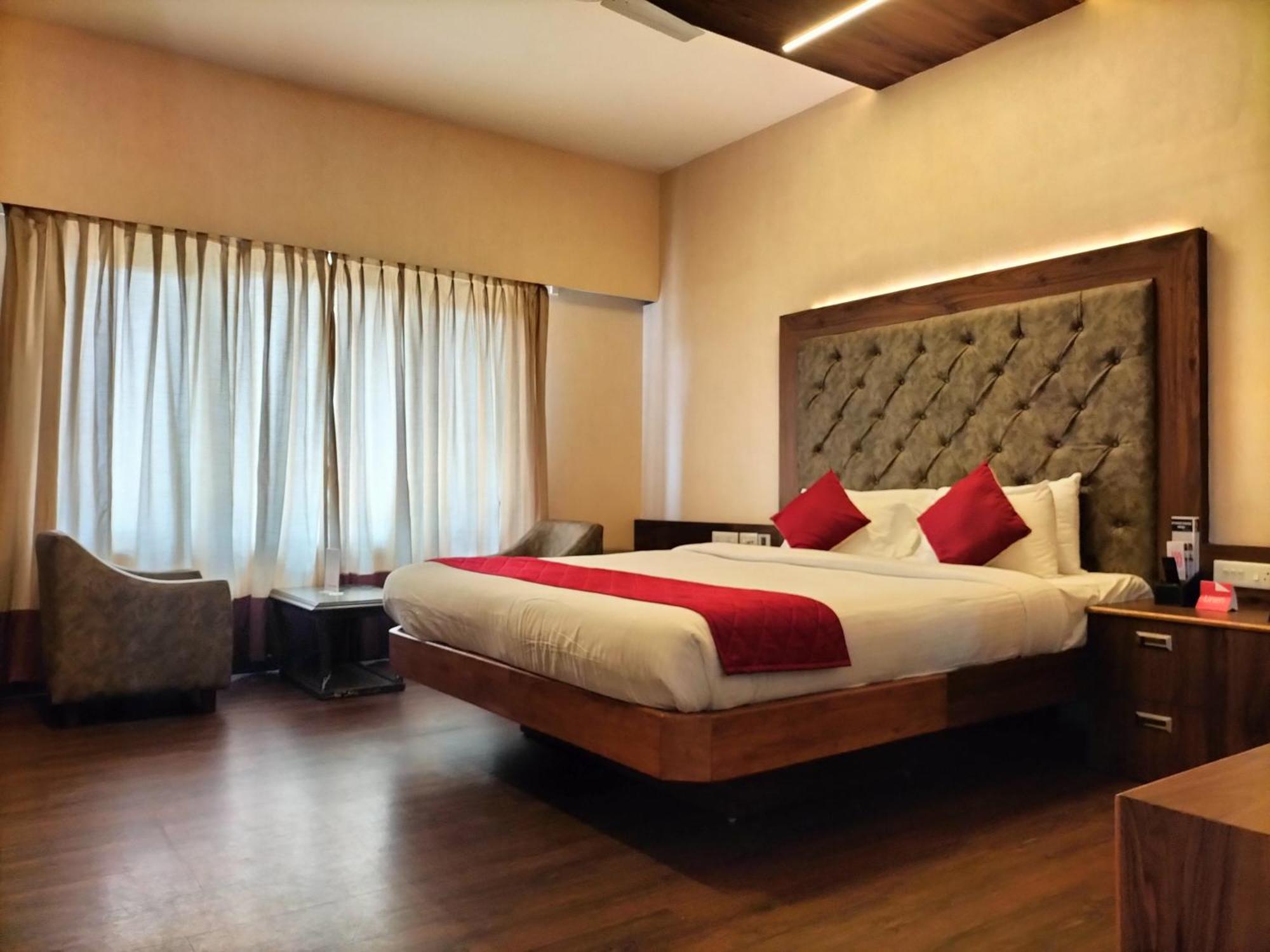 Zip By Spree Hotels Surabi International Vellore Buitenkant foto