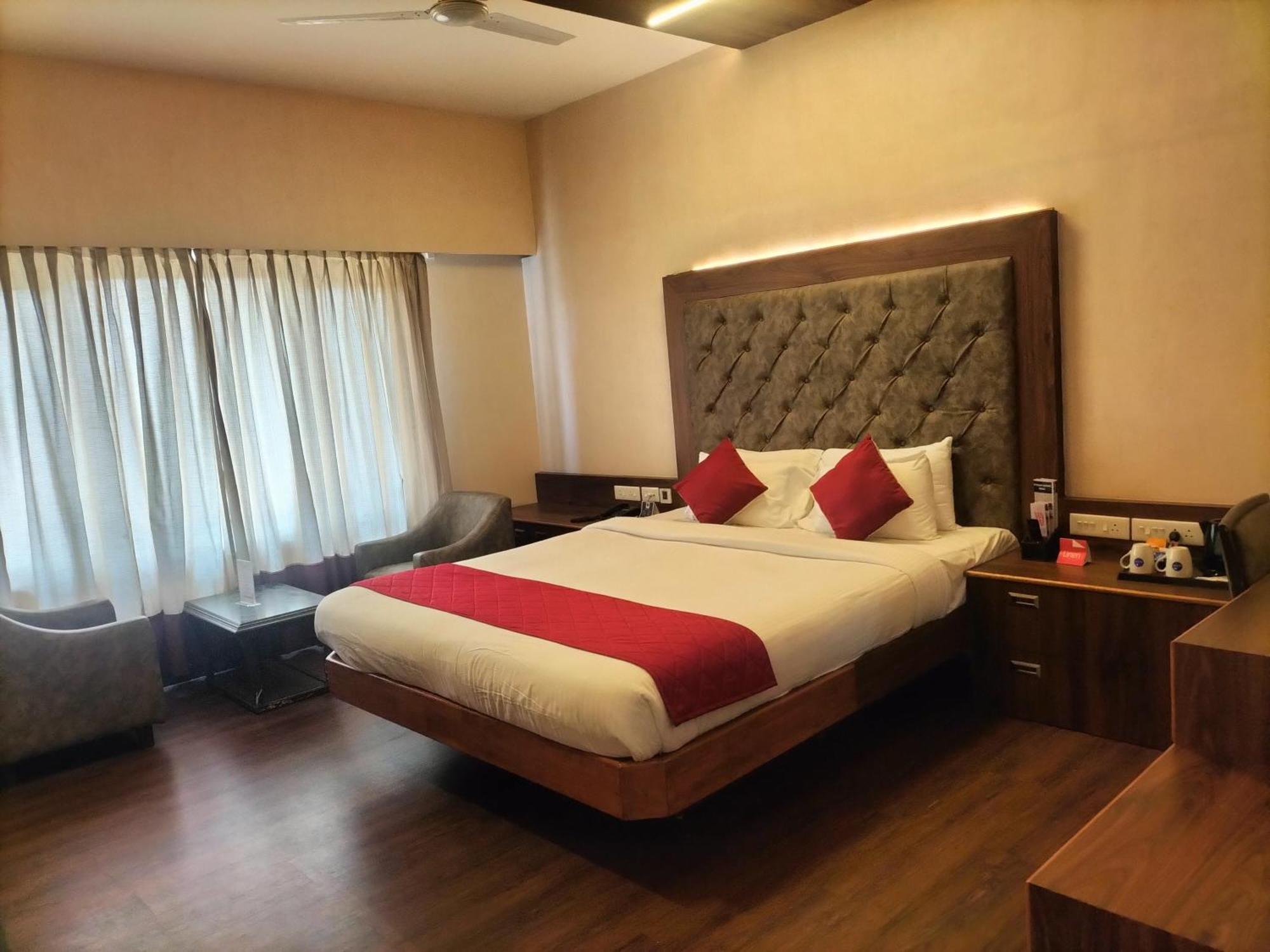 Zip By Spree Hotels Surabi International Vellore Buitenkant foto